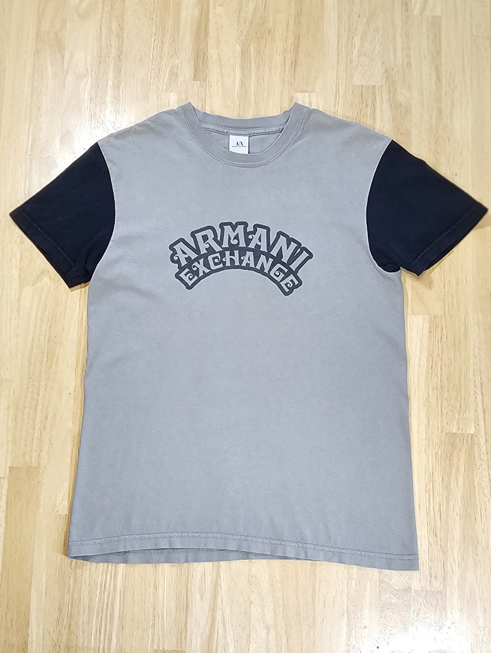 Armani Exchange Grey & Black Logo Tee Rare VTG